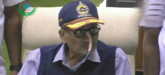 'Fully in hosh' Manohar Parrikar hits back at Rahul Gandhi, says he didn't mention Rafale during their meet