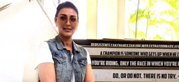 Sonali Bendre returns to work after â€˜major sabbaticalâ€™, posts emotional message on Insta