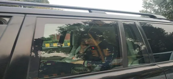 First Visuals | Priyanka Gandhi Vadra, Congress General Secretary, en route to Congress meeting