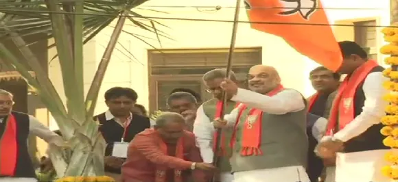 Amit Shah kicks off BJPâ€™s 'Mera parivar, Bhajapa parivar' campaign, party seeks to cover 5 crore houses across India