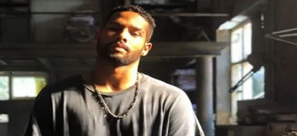 Siddhant Chaturvedi AKA MC Sher crashes Twitter with his own Rap!