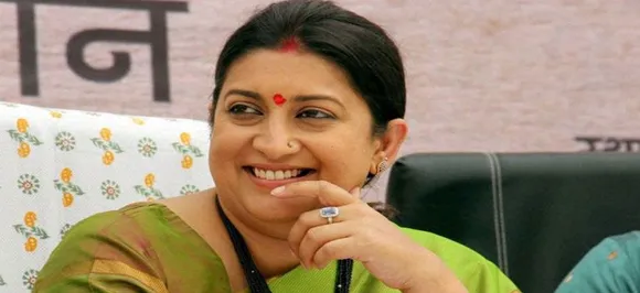 Smriti Irani calls Navjot Singh Sidhu modern India's Jaichand