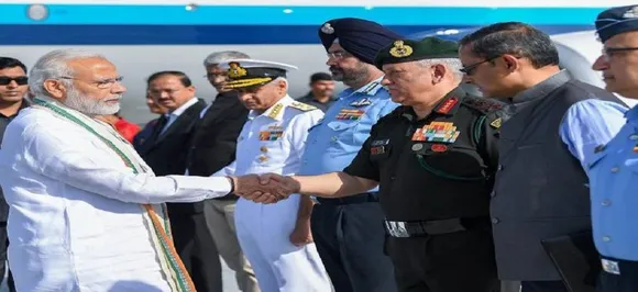 PM Modi meets three chiefs of armed forces, congratulates them for air strike 
