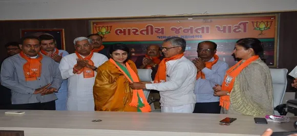 Cricketer Ravindra Jadeja's wife Rivaba Jadeja joins BJP in Gujarat's Jamnagar