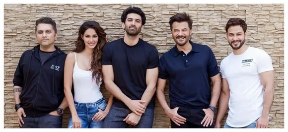 At 62, Anil Kapoor still looks young, Twitter wonders how 