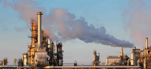 Norway, world's biggest sovereign wealth fund, to decide on dumping oil holdings