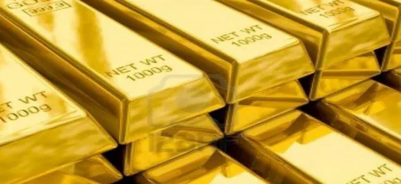 Gold prices dip for another week, silver rises to Rs 39,900