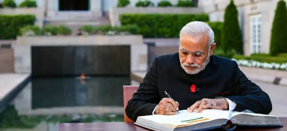 PM Modi writes blog on Mahatma Gandhi, targets Congress on corruption