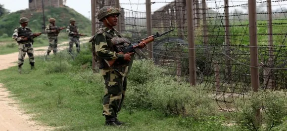 Pakistan violates ceasefire in Mankote sector of Jammu and Kashmir's Poonch