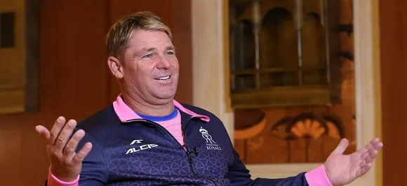 Shane Warne names three bowlers, enjoys watching currently