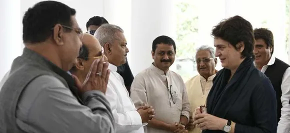 LIVE: Priyanka Gandhi, on mission Uttar Pradesh, arrives at party office in Lucknow