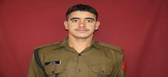 Army soldier killed as Pakistan violates ceasefire along Line of Control in J&Kâ€™s Rajouri