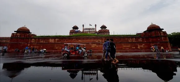Pulwama attack mastermind's close aide Sajjad Khan arrested from Red Fort area 