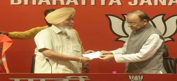 Suspended AAP MP Harinder Singh Khalsa joins BJP in presence of Arun Jaitley