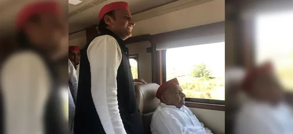 Mulayam Singh Yadav, accompanied by son Akhilesh, files nomination from Mainpuri