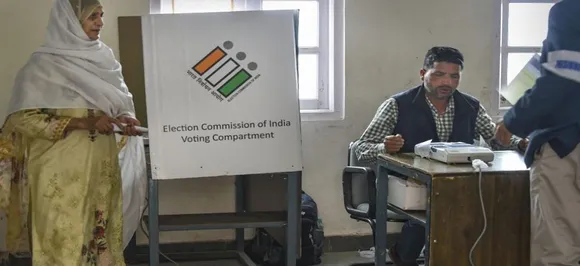 Maharashtra: 55.78 per cent voter turnout recorded in 7 LS seats, polling marred by IED blasts