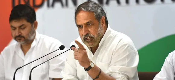 Karnataka Congress demands probe into 'suspicious black trunk' in PM Modi's helicopter