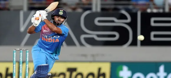 A bit surprised at Pant's omission: Sunil Gavaskar