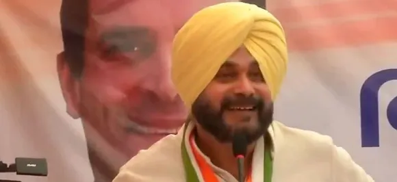 Modi government like â€˜leechâ€™ sucking common manâ€™s blood: Navjot Singh Sidhu