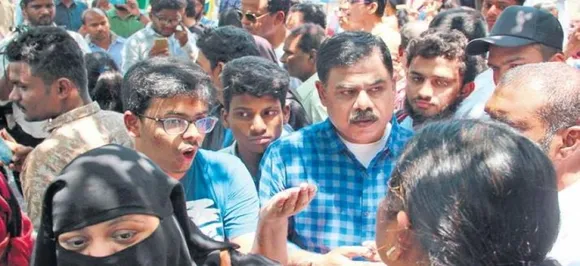 TS Inter Results 2019: Students stage protests outside TSBIE office over goof up