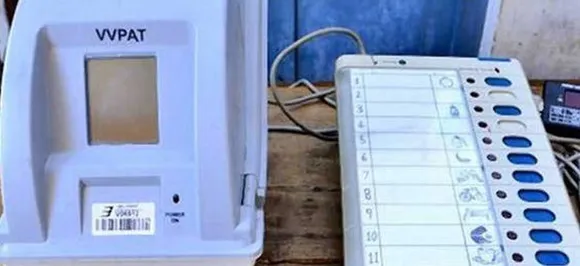 Unusual â€˜voterâ€™: Snake inside VVPAT machine holds up polling in Keralaâ€™s Kannur