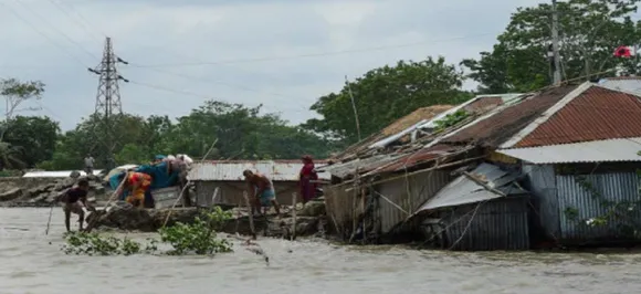 14 dead, 63 injured as Cyclone Fani hits Bangladesh after swiping India