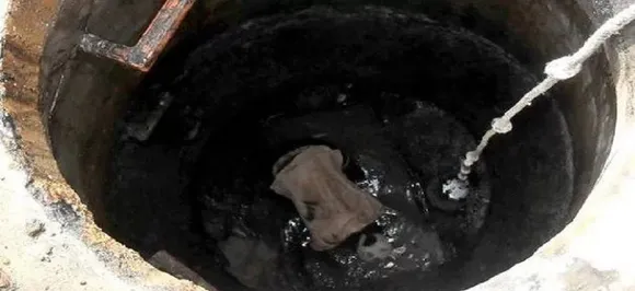 Delhi: 2 labourers die after falling unconscious while cleaning septic tank in Rohini, 3 hospitalised   