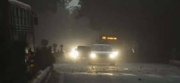 Massive dust storm, thundershowers hit Delhi, NCR; traffic snarls, power outage reported in several areas 