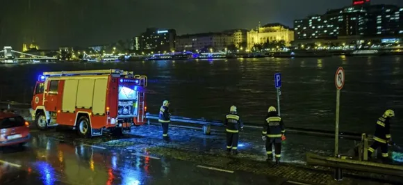 At least seven South Koreans dead, 21 missing as Budapest tourist boat sinks