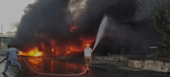 Massive fire breaks out near oil godown in Rajasthanâ€™s Ajmer, 12 fire tenders struggle to douse blaze 