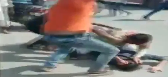 VIDEO | UP: Two Army personnel thrashed by group after altercation at Baghpat restaurant