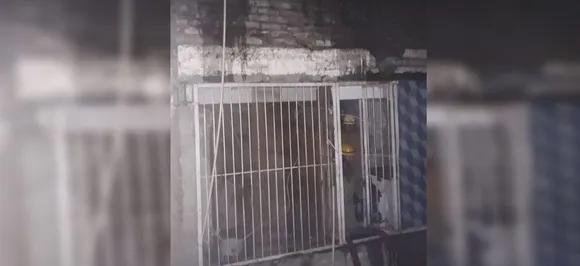 Fire breaks out in cloth godown in Delhi's Chandni Chowk area, 7 fire tenders on spot 