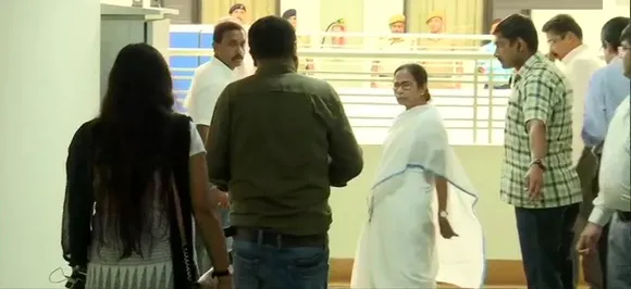Agitating doctors call off strike after Mamata Banerjee assures new security measures in Bengal