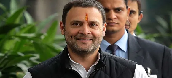 WATCH: Rahul Gandhi scrolls through phone, clicks photos while President addresses Parliament