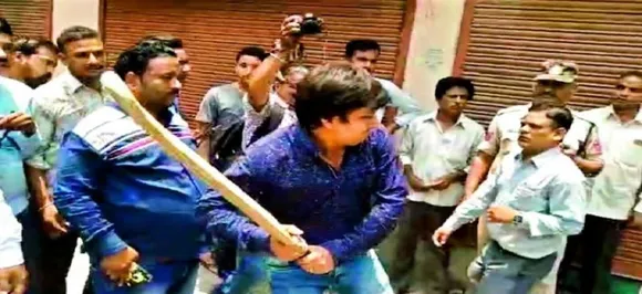 BJP MLA Akash Vijayvargiya, arrested for thrashing Municipal Corporation officer, granted bail 