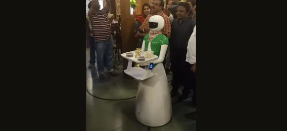This Kerala restaurant has robot waiters to serve customers, details INSIDE
