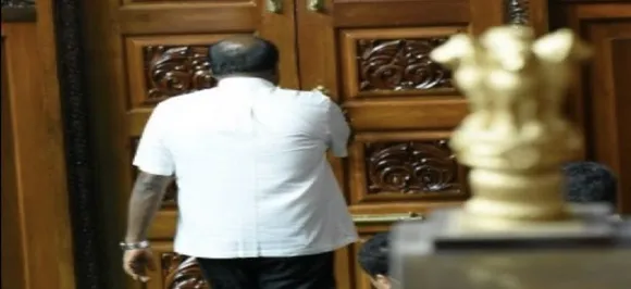 Karnataka Floor Test: Kumaraswamy govt falls after failing to prove majority, loses by 105-99 votes
