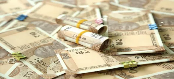 Rupee takes U-turn, settles 14 paise up at 68.75 against US dollar