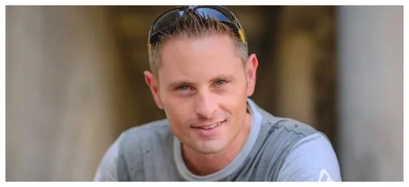 YouTubeâ€™s â€˜â€™The King of Randomâ€™â€™ star Grant Thompson killed in paragliding accident