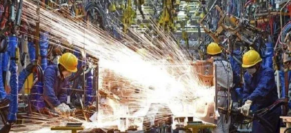 India's industrial production growth drops to 2% from 7% a year earlier