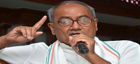 Shivraj Singh Chouhan is not even dust of Nehru's feet, says Digvijaya Singh