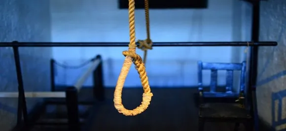 Shocking! Delhi Metro employee commits suicide, streams it live on Facebook