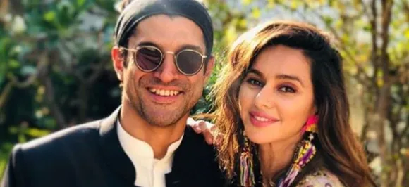 Farhan Akhtar, Shibani Dandekar to walk for Payal Singhal at LFW