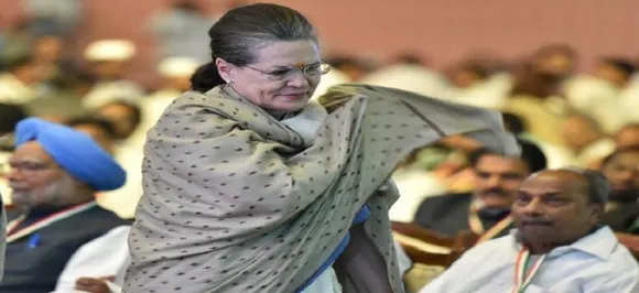 Sonia Gandhi gives nod to Left-Congress alliance in West Bengal