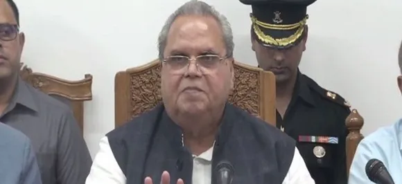 Congress Leaders Will Be Thrashed With Shoes For Supporting Article 370, Says J-K Governor 