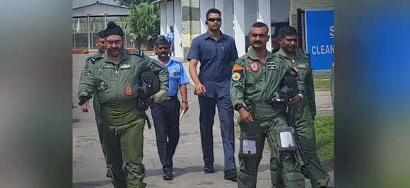 'Moustache Has Changed, Style & Confidence Is Same': Twitter Hails Abhinandan Flying MIG 21 Again