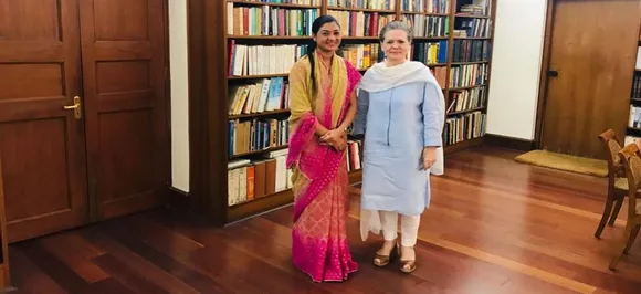 Rebel AAP MLA Alka Lamba Meets Sonia Gandhi, Adds To Speculations Of Her Joining Congress