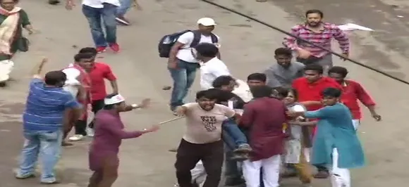 Howrah: Tear Gas Fired After Clashes Break Out Between Police, Left Activists Over Unemployment 