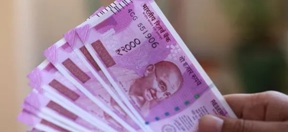 Rupee Tumbles 68 Paise To 71.60 Against US Dollar On Crude Oil Woes