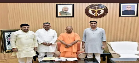 Three Samajwadi Party MLCs Meet UP CM Yogi Adityanath, Fuel Reports Of Joining BJP